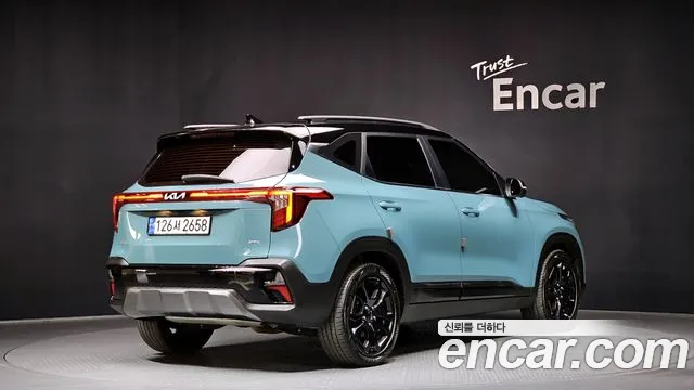 Kia Seltos — Фото автомобиля 2