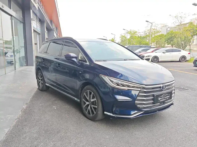 BYD Song MAX — Фото автомобиля 3