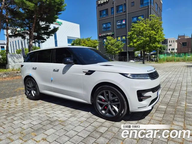 Land Rover Range Rover Sport — Фото автомобиля 3