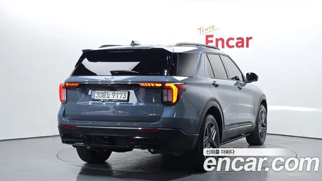 Ford Explorer Generation 6 — Фото автомобиля 2