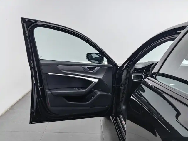 Audi A6L — Фото автомобиля 8