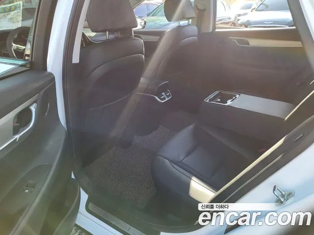 Hyundai Grandeur Новый Grandeur IG 3.0 LPi (Для проката) — Фото автомобиля 18