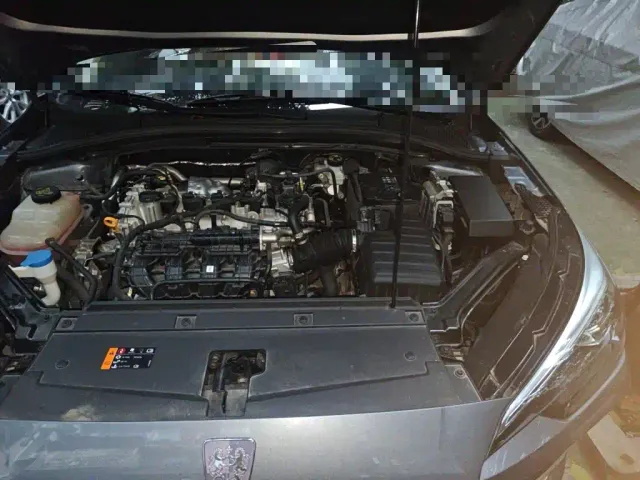 Roewe i5 — Фото автомобиля 21