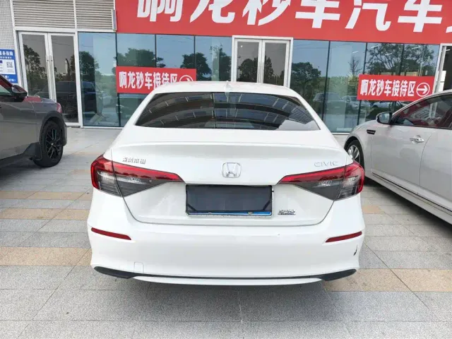 Honda Civic — Фото автомобиля 8