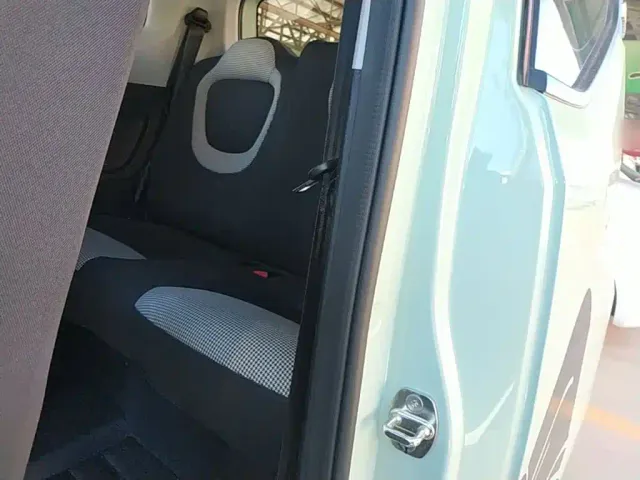 Wuling Hongguang Mini EV — Фото автомобиля 16