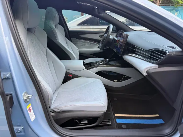 BYD Seal — Фото автомобиля 6