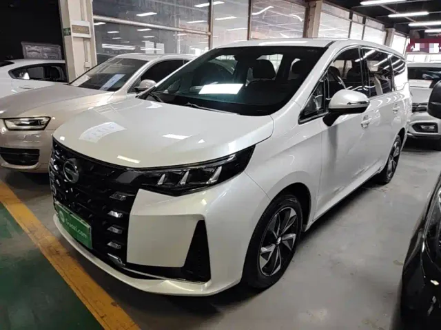 Фотография автомобиля — GAC Trumpchi M6