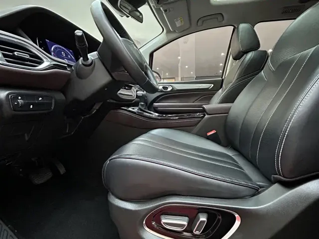 GAC Trumpchi M6 — Фото автомобиля 13