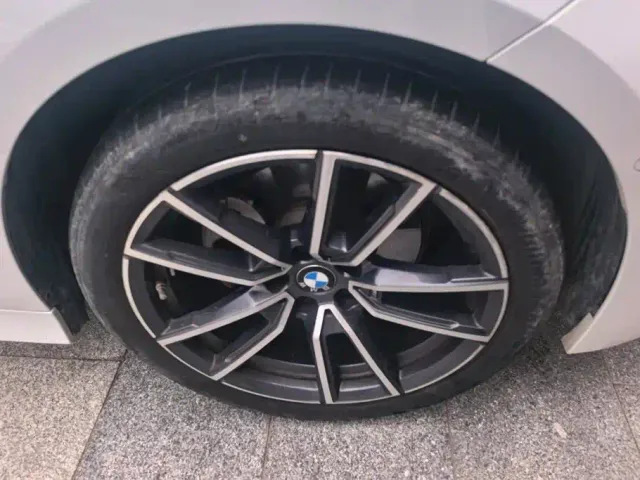 BMW BMW 3 Series 2023 325Li M Sport Package — Фото автомобиля 6