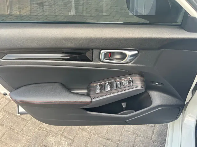 Honda Civic — Фото автомобиля 7