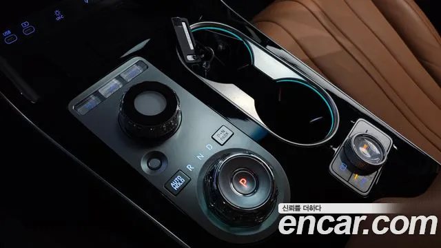 Genesis GV80 2.5T Бензин AWD — Фото автомобиля 9