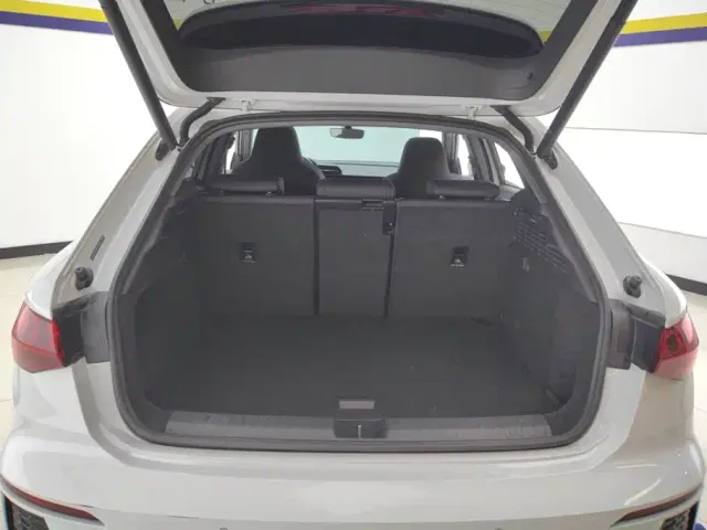 Audi A3 — Фото автомобиля 4
