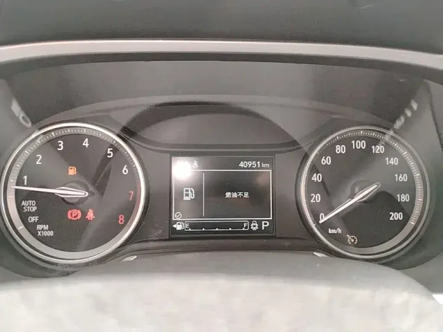 Buick Encore — Фото автомобиля 11