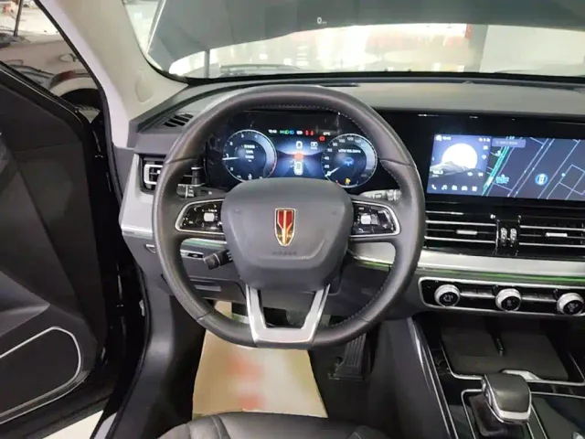 Hongqi HS5 — Фото автомобиля 10
