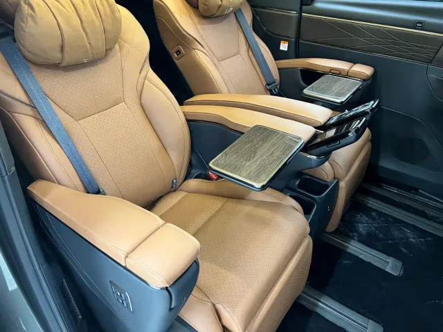 Toyota Vellfire — Фото автомобиля 15