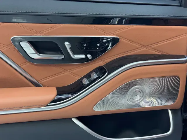 Mercedes-Benz Maybach S-Class — Фото автомобиля 21