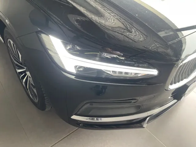 Volvo Volvo S90 2024 B5 Momentum Luxury Edition — Фото автомобиля 9