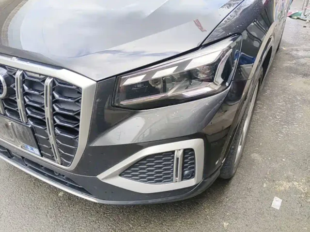 Audi Q2L — Фото автомобиля 23