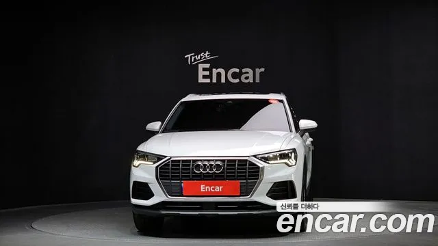 Audi Q3 — Фото автомобиля 3