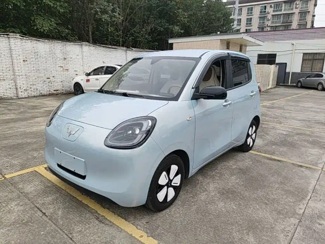 Фотография автомобиля — Wuling Hongguang Mini EV