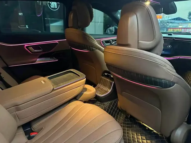 Mercedes-Benz Mercedes-Benz E-Class 2025 E 300 L Fashion — Фото автомобиля 7