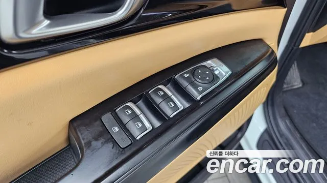 Kia Canival Carnival 4 поколение Дизель 11 мест Prestige — Фото автомобиля 23