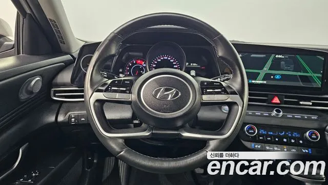 Hyundai Avante CN7 — Фото автомобиля 14