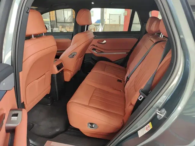 BYD Tang L — Фото автомобиля 16