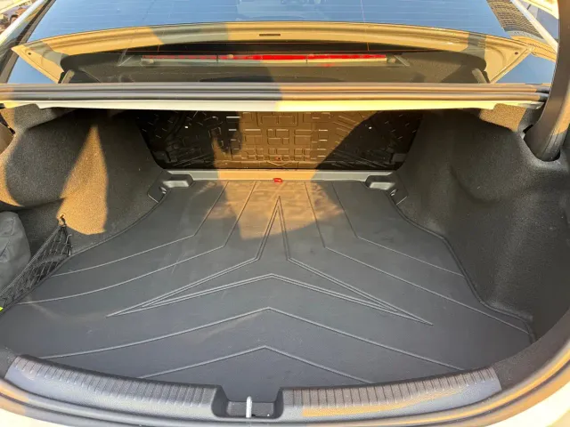 Mercedes-Benz C-Class — Фото автомобиля 12