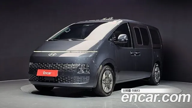 Фотография автомобиля — Hyundai Staria