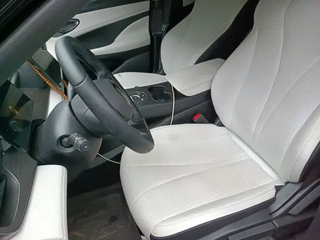 BYD Seal 05 DM-i — Фото автомобиля 16