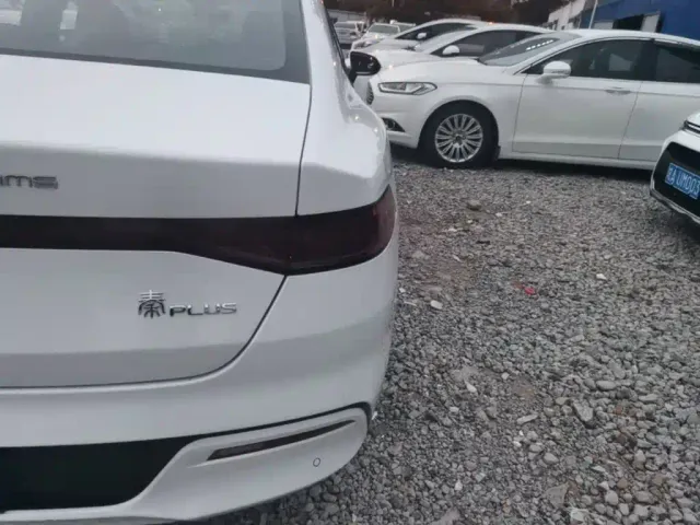 BYD Qin PLUS — Фото автомобиля 7