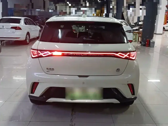 BYD Dolphin — Фото автомобиля 5