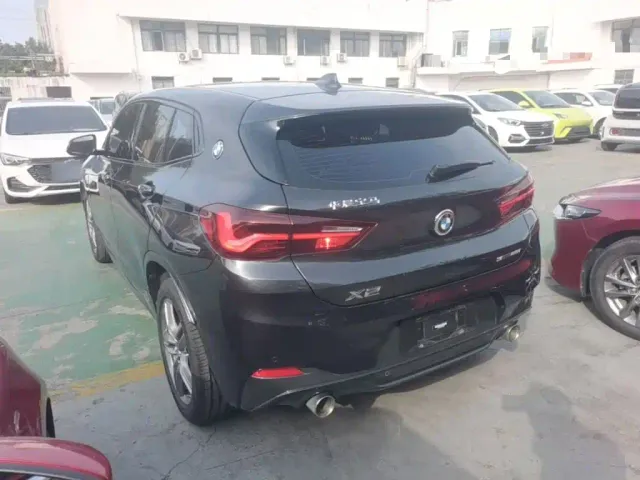 BMW X2 — Фото автомобиля 4