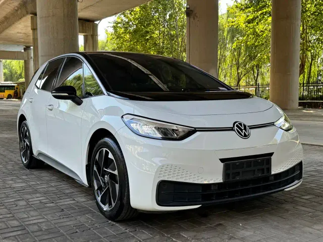 Volkswagen ID.3 — Фото автомобиля 2