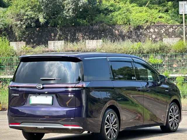 GAC Trumpchi E8 — Фото автомобиля 14