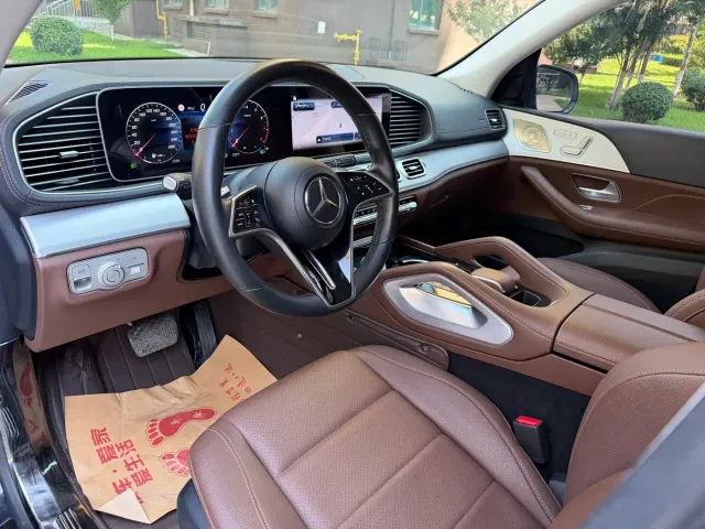 Mercedes-Benz GLE-Class — Фото автомобиля 4