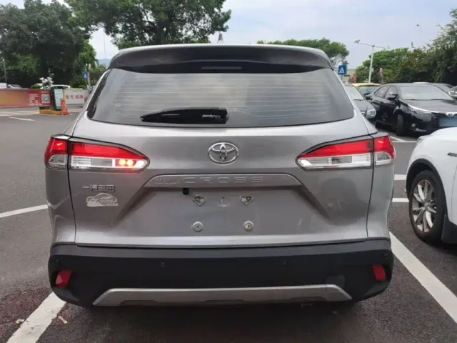 Toyota Corolla Cross — Фото автомобиля 5