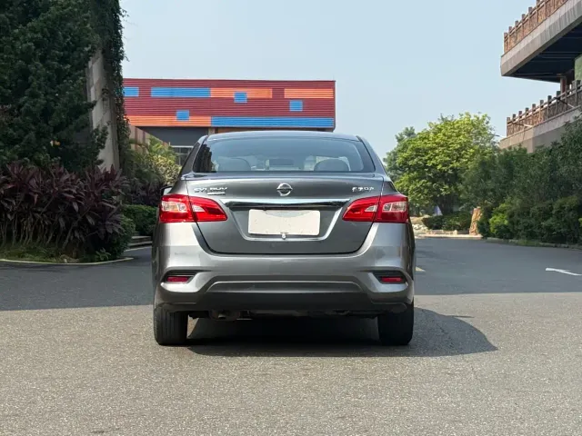 Nissan Sylphy — Фото автомобиля 15