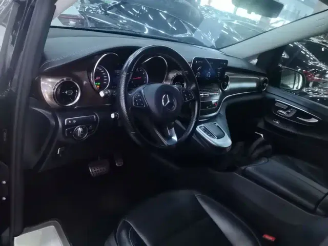 Mercedes-Benz V-Class — Фото автомобиля 5