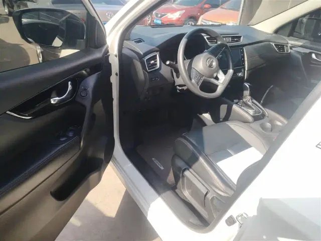 Nissan Qashqai — Фото автомобиля 15