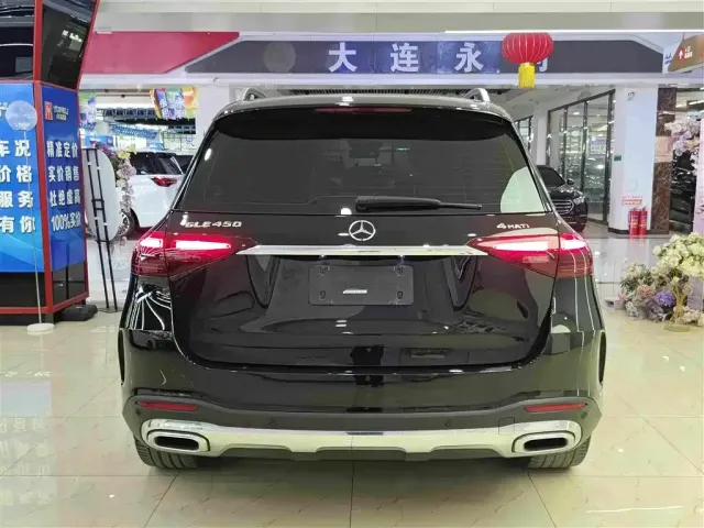 Mercedes-Benz GLE-Class — Фото автомобиля 15