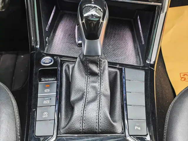 Volkswagen Passat — Фото автомобиля 15