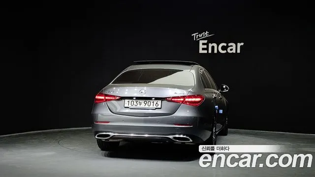 Mercedes-Benz C-Class — Фото автомобиля 4
