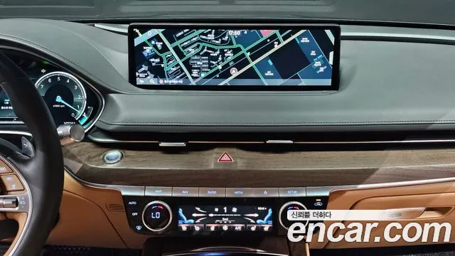 Genesis G80 Бензин 3.5 турбо AWD — Фото автомобиля 14