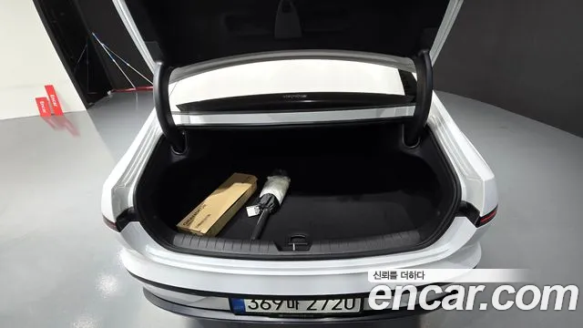 Hyundai Grandeur GN7 — Фото автомобиля 29
