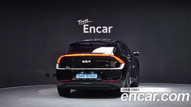 Kia EV6 — Фото автомобиля 4