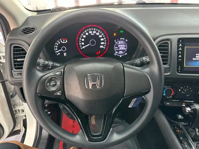 Honda Vezel — Фото автомобиля 15