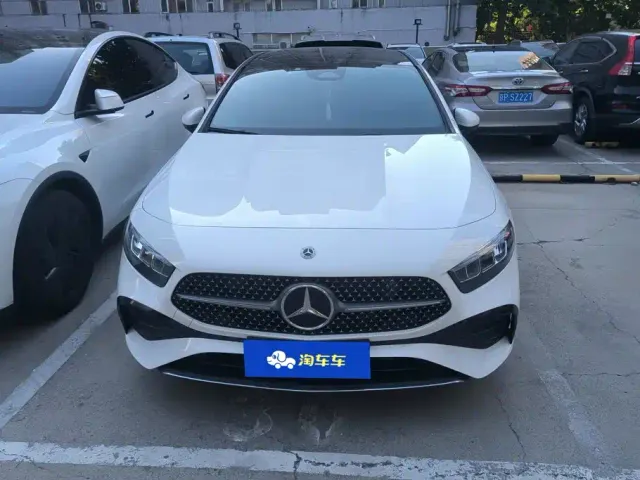 Mercedes-Benz A-Class — Фото автомобиля 2