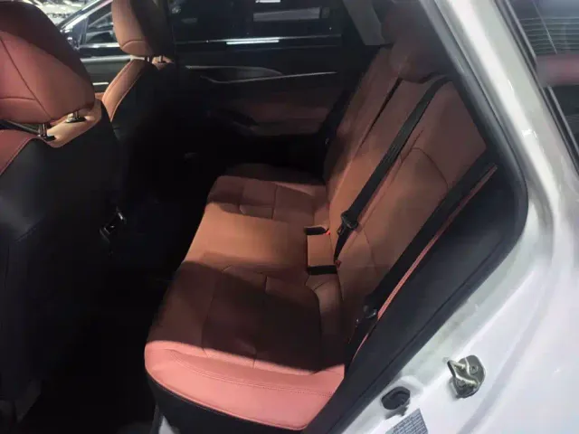 Changan Eado — Фото автомобиля 11